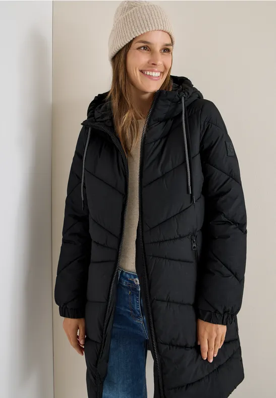 Steppmantel mit Kapuze