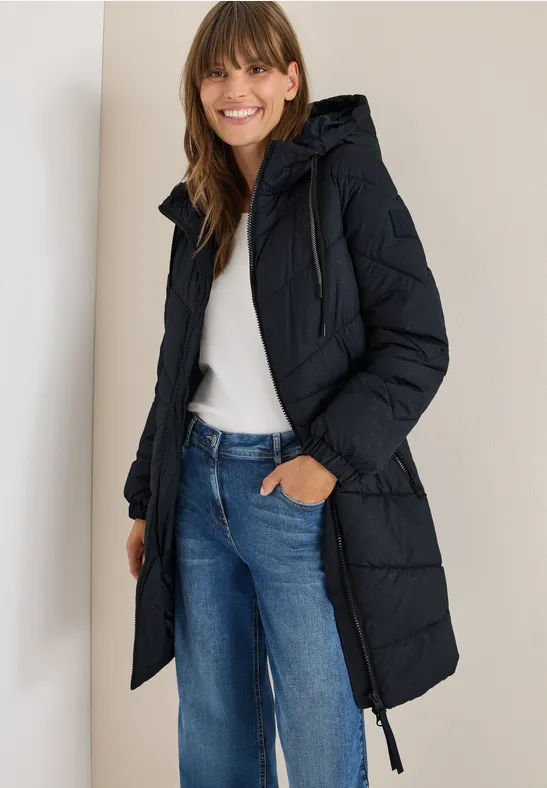 Steppmantel mit Kapuze