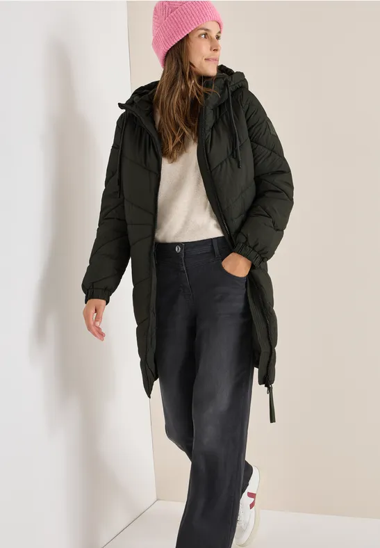 Steppmantel mit Kapuze