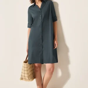 Kleid mit Smok-Detail