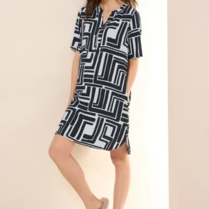 Gemustertes Strukturkleid