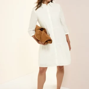 Kleid mit Lochstickerei