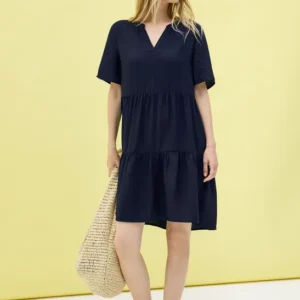 Knielanges Volant-Kleid