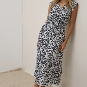 Gemustertes Volant-Kleid